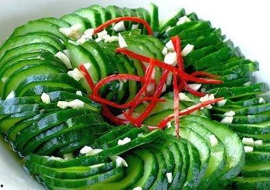 小学生快速吃瓜